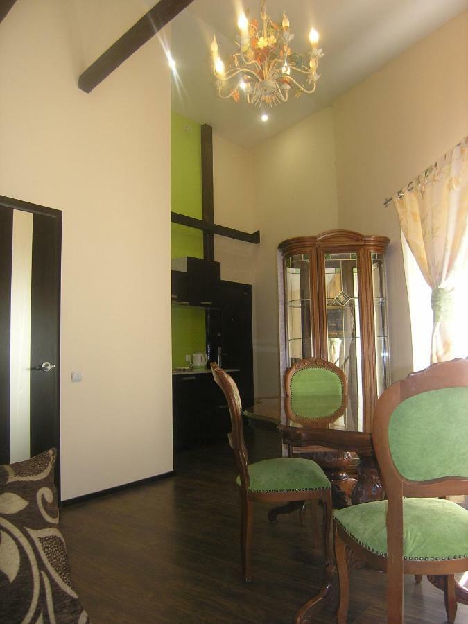 Art Villa On Sumskaya Street คาร์คิฟ ภายนอก รูปภาพ